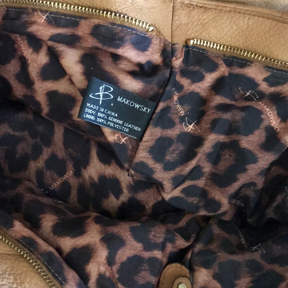 B Makowsky Leather Shoulder Hobo Bag - Picture 5 of 8